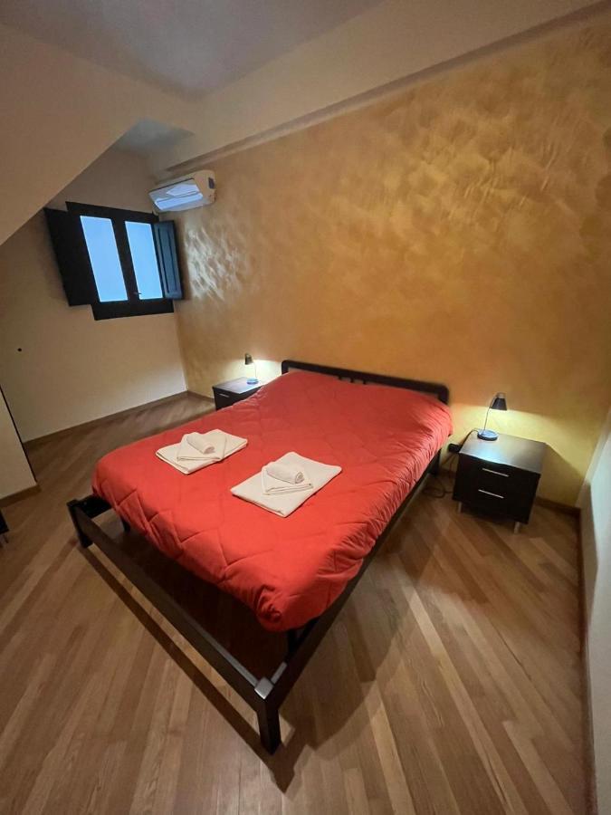 Casa Vacanza Adorno Cefalù Buitenkant foto